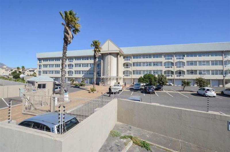 To Let 2 Bedroom Property for Rent in Lagoon Beach Western Cape